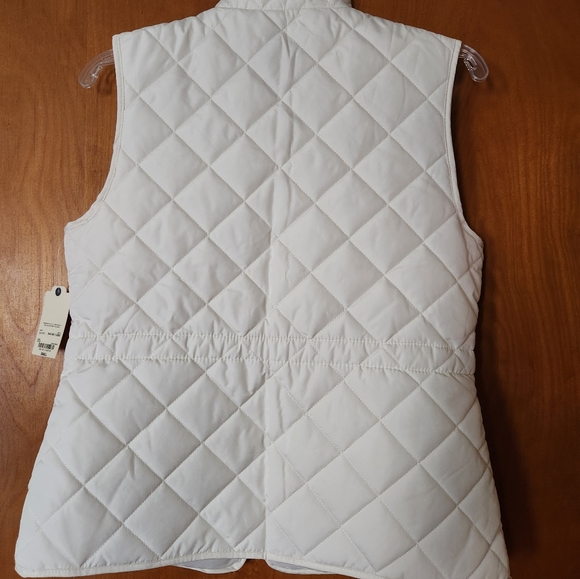 NWT  ST. JOHN'S BAY Ivory Puffer Vest Size Small - Picture 5 of 8